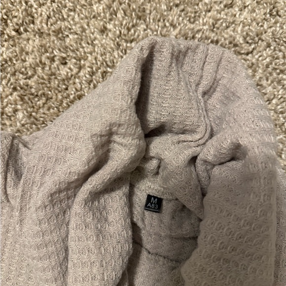 Shein Top - Picture 4 of 5